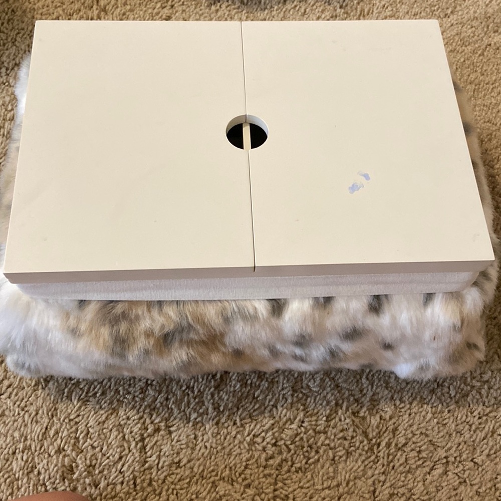 pottery barn teen mani pedi lap desk